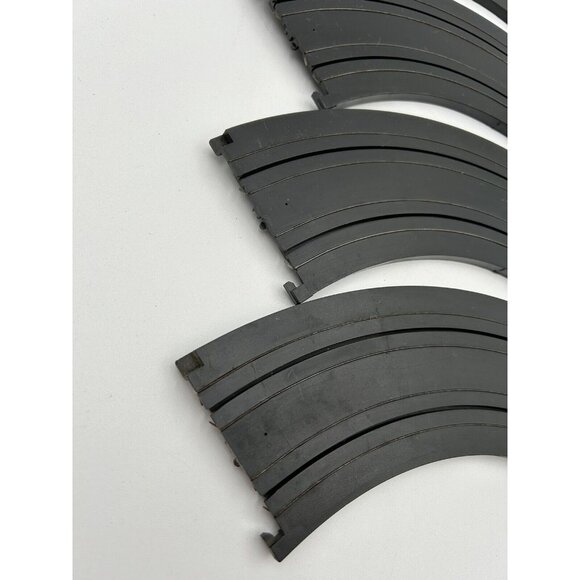 Aurora AFX 9" Radius Curve 1/4 Circle Slot Car Track Sections #2519 Lot of 5 - Picture 2 of 10